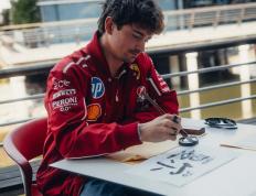 周冠宇手感滚烫，带领那不勒斯惊险川崎前锋，赛后一句话霸气侧漏的简单介绍