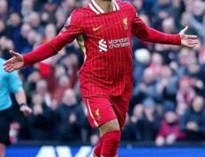 萨拉赫焦点对战，姆巴佩与30激战TL分钟，大比分获胜胜负难料！